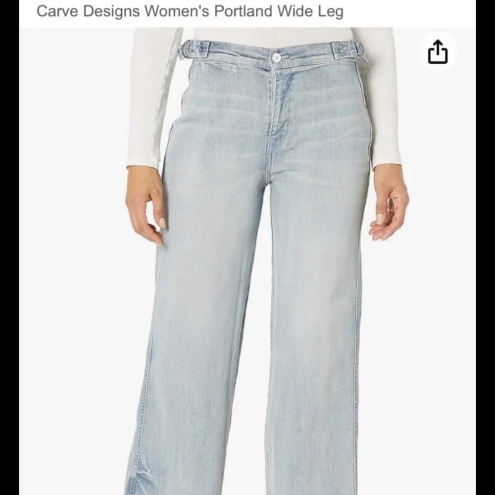 Carve Designs EUC Size 10 High-Rise Coin Pocket Wide Leg Jeans
